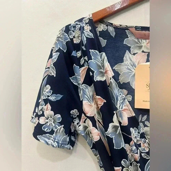 SJS Short Sleeve Floral Wrap Dress Size L - Picture 4 of 11